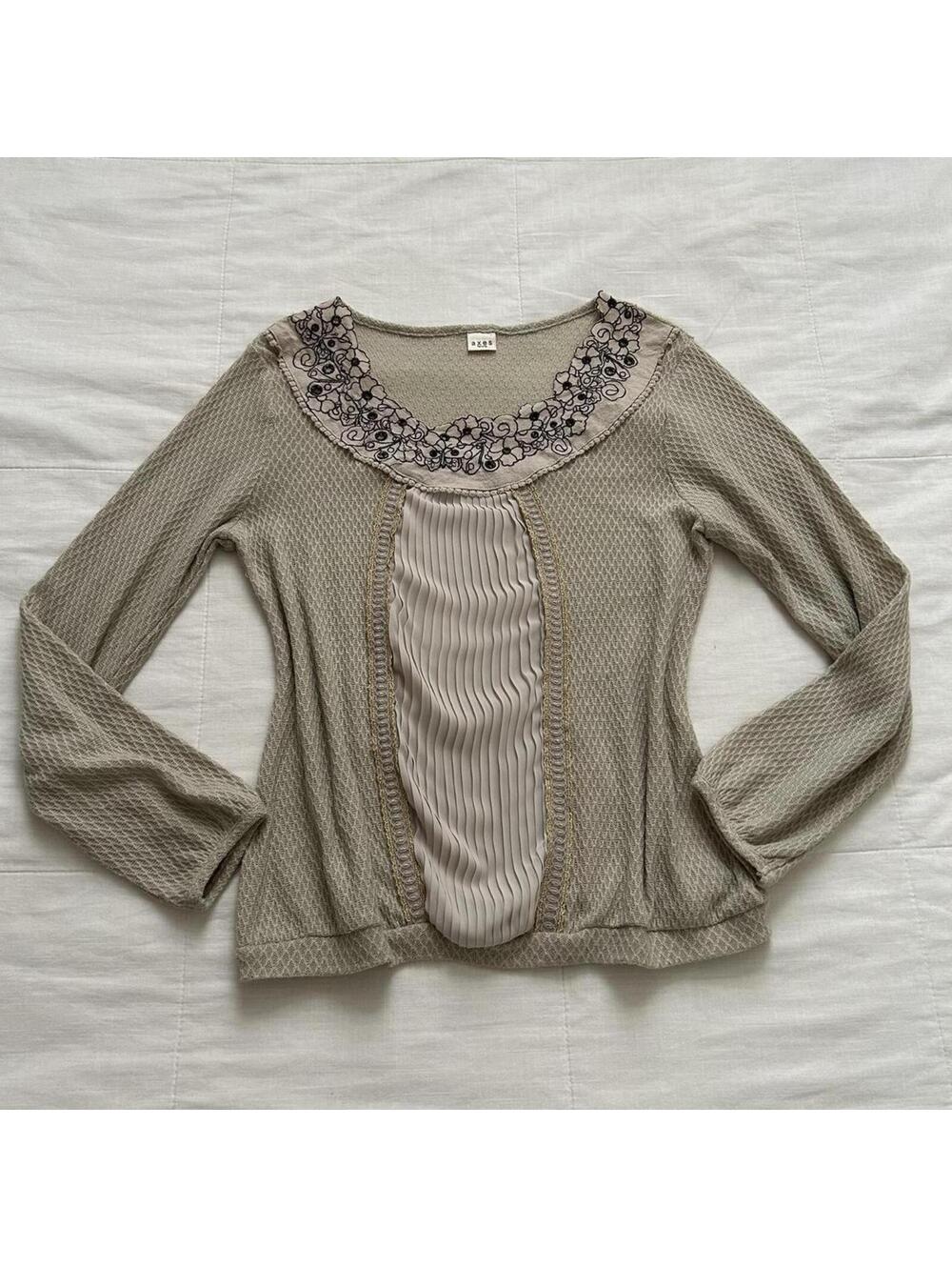 Axes Femme Beige Embroidered Pleated Long Sleeve Top Size M Japan